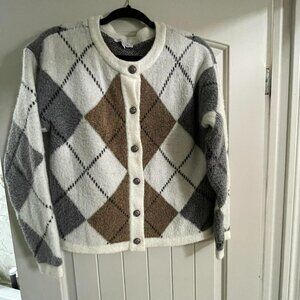 ARGYLE FUZZY COZY KNIT, PREPPY, BUTTON DOWN CARDIGAN  WOMEN SMALL